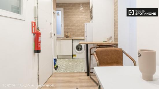 Apartamento de 2 dormitorios en alquiler en Madrid - MADRID