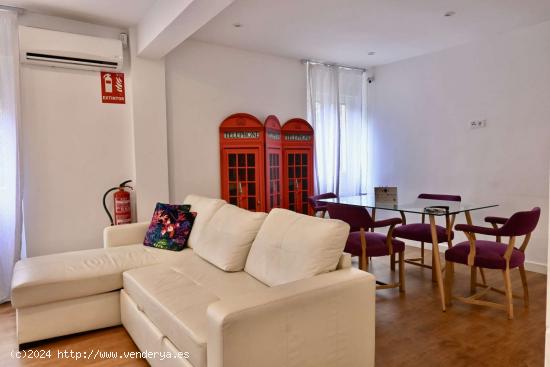  Piso de 3 dormitorios en alquiler en San Isidro, Madrid - MADRID 
