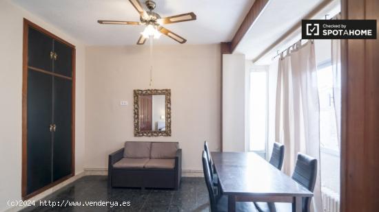 Piso de 5 habitaciones en Sant Francesc - VALENCIA