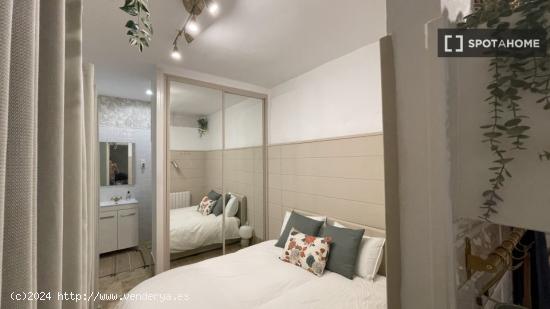 Acogedor apartamento de 1 dormitorio cerca de Palacio, Madrid - MADRID