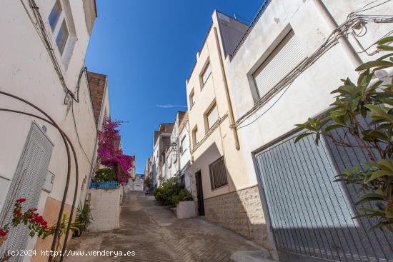 Preciosa casa en Alcanar - TARRAGONA