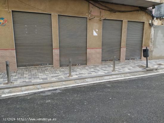 SE VENDE LOCAL COMERCIAL EN ALBATERA - ALICANTE