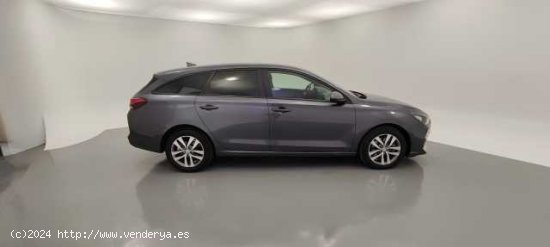 Hyundai i30 CW ( 1.0 TGDI Klass )  - Sabadell