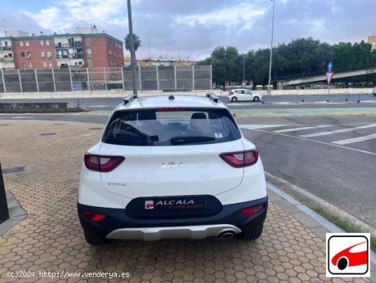 KIA Stonic en venta en AlcalÃ¡ de GuadaÃ­ra (Sevilla) - AlcalÃ¡ de GuadaÃ­ra