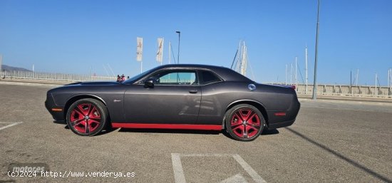 Dodge Challenger SXT RWD de 2015 con 56.300 Km por 39.000 EUR. en Malaga