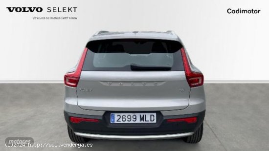 Volvo XC40 XC40 CORE T2 AUTO GASOLINA de 2023 con 23.450 Km por 34.490 EUR. en Huelva