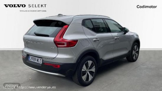 Volvo XC40 XC40 CORE T2 AUTO GASOLINA de 2023 con 23.450 Km por 34.490 EUR. en Huelva