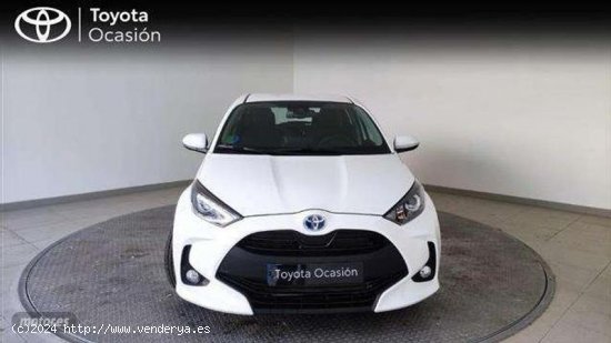 Toyota Yaris 120h 1.5 Active Tech de 2023 con 15.578 Km por 21.400 EUR. en MADRID