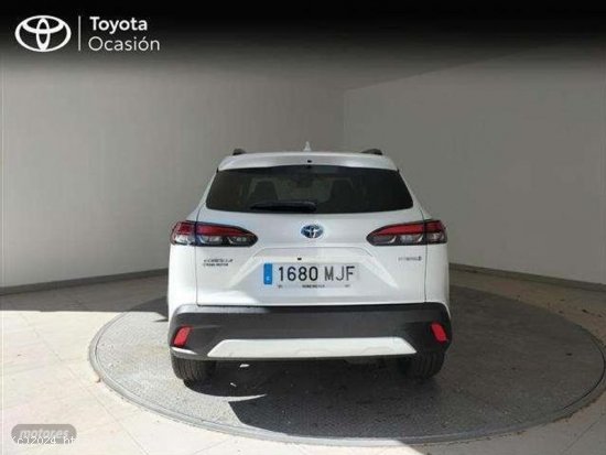 Toyota Corolla Cross Hybrid 1.8 Style de 2023 con 12.029 Km por 33.890 EUR. en MADRID