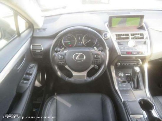 Lexus NX 300h Executive Navigation 4wd de 2018 con 115.428 Km por 34.500 EUR. en Madrid