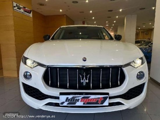 Maserati Levante Diesel Gransport Aut. de 2018 con 67.000 Km por 47.900 EUR. en Barcelona