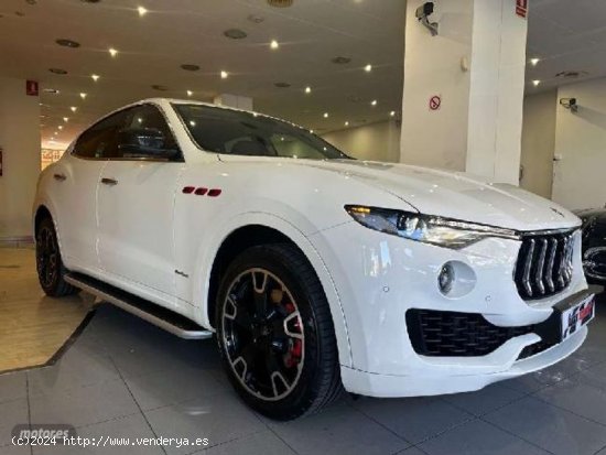 Maserati Levante Diesel Gransport Aut. de 2018 con 67.000 Km por 47.900 EUR. en Barcelona