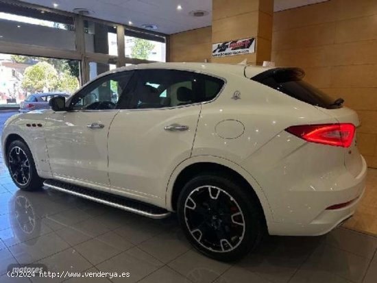 Maserati Levante Diesel Gransport Aut. de 2018 con 67.000 Km por 47.900 EUR. en Barcelona