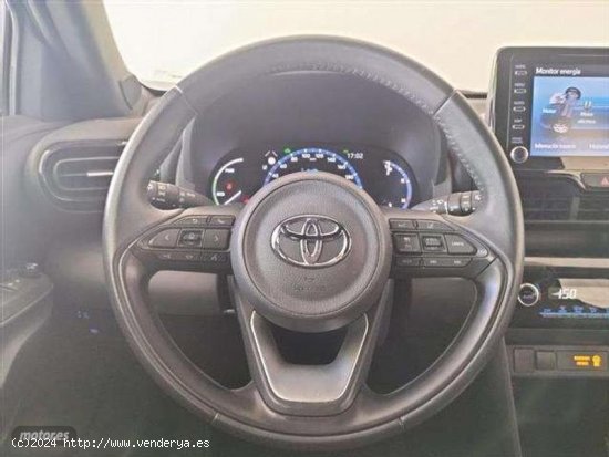 Toyota Yaris Cross 120h Active Tech de 2023 con 13.923 Km por 25.800 EUR. en MADRID