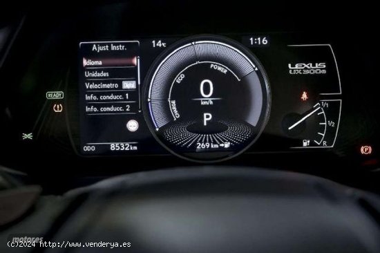 Lexus UX 300e Business de 2021 con 8.532 Km por 29.990 EUR. en Madrid