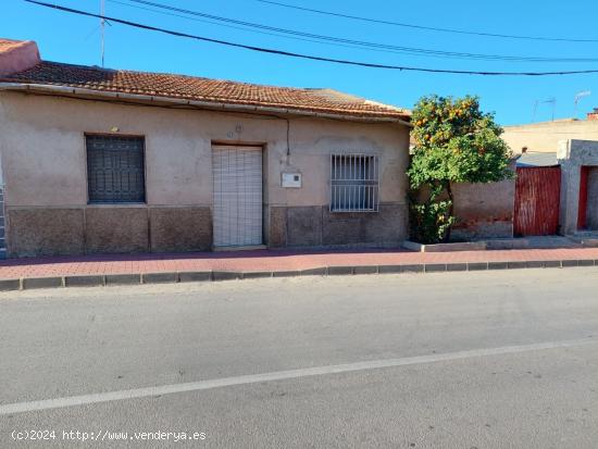 Casa con solar en Beniajan - MURCIA