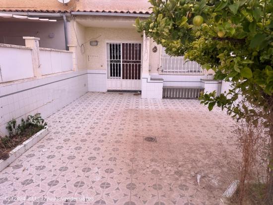  Se Vende en Elda - ALICANTE 