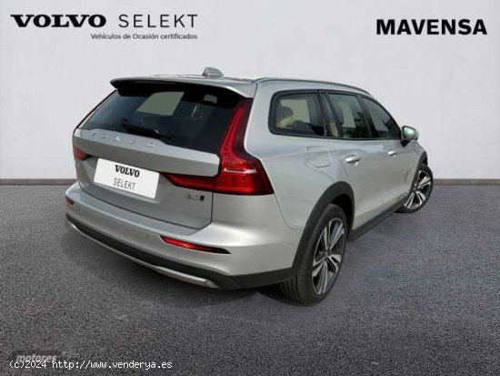 Volvo V 60 V60 Cross Country Ultimate, B4 (diesel) AWD, Diesel de 2022 con 80.432 Km por 51.800 EUR.