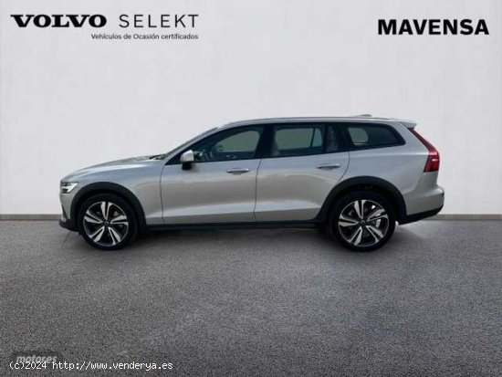 Volvo V 60 V60 Cross Country Ultimate, B4 (diesel) AWD, Diesel de 2022 con 80.432 Km por 51.800 EUR.