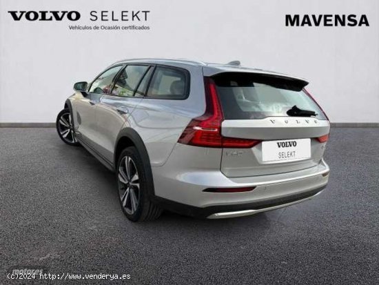 Volvo V 60 V60 Cross Country Ultimate, B4 (diesel) AWD, Diesel de 2022 con 80.432 Km por 51.800 EUR.