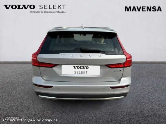 Volvo V 60 V60 Cross Country Ultimate, B4 (diesel) AWD, Diesel de 2022 con 80.432 Km por 51.800 EUR.