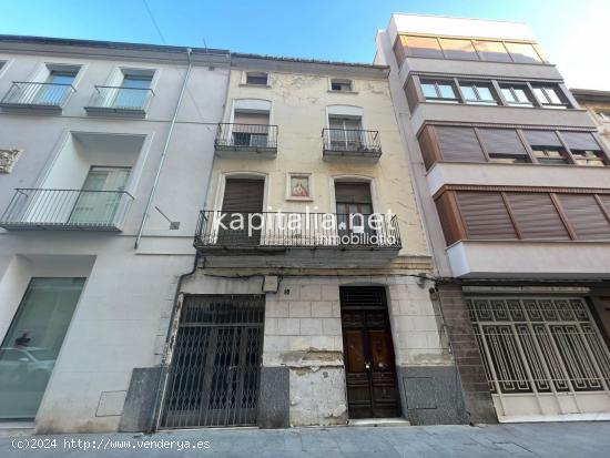 Casa a a venta en Ontinyent, en la calle mayor - VALENCIA