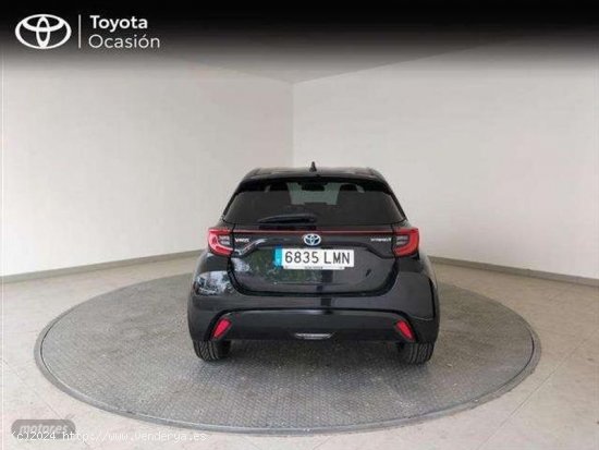 Toyota Yaris 120h 1.5 Style de 2021 con 57.847 Km por 21.250 EUR. en MADRID
