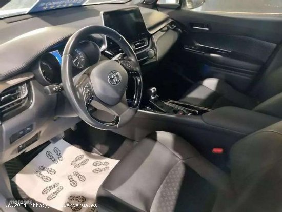 Toyota C-HR 1.8 125h Advance Plus de 2018 con 71.986 Km por 24.900 EUR. en Madrid
