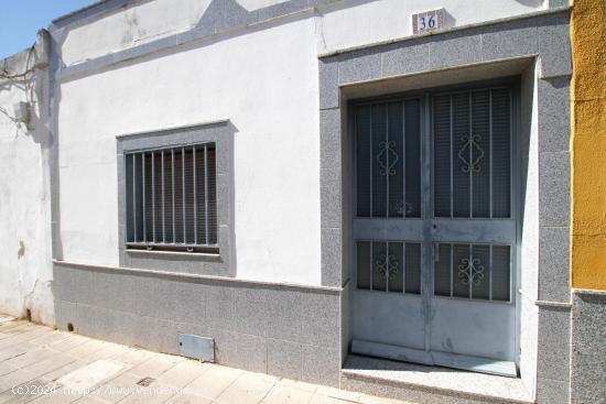  Casa en zona centro de Montijo. - BADAJOZ 