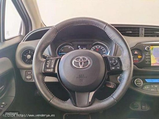 Toyota Yaris 100h 1.5 Active Tech de 2018 con 52.417 Km por 16.250 EUR. en MADRID