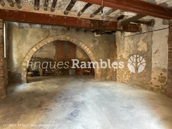 FINCA PER REFORMAR A PLE CENTRE D'IGUALADA - BARCELONA