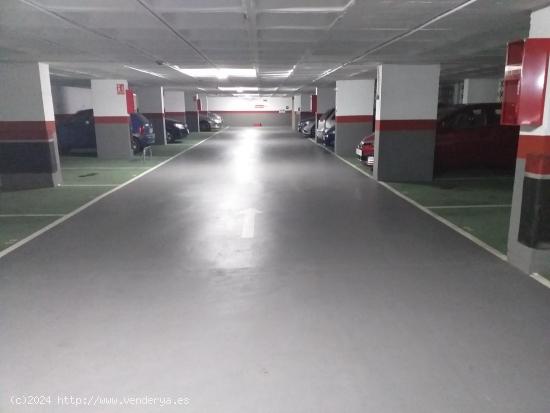 ALQUILO PLAZA DE PARKING ESTACIONES - CANTABRIA