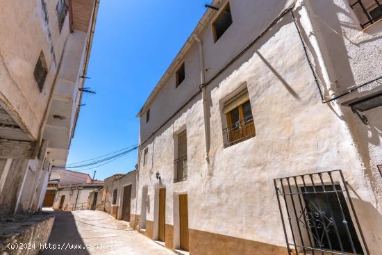 Encantadora casa de pueblo en venta en Cadiar, La Alpujarra - GRANADA