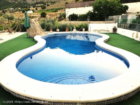 EXCELENTE FINCA CON FABULOSAS VISTAS EN ABARÁN - MURCIA