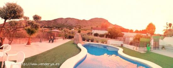 EXCELENTE FINCA CON FABULOSAS VISTAS EN ABARÁN - MURCIA