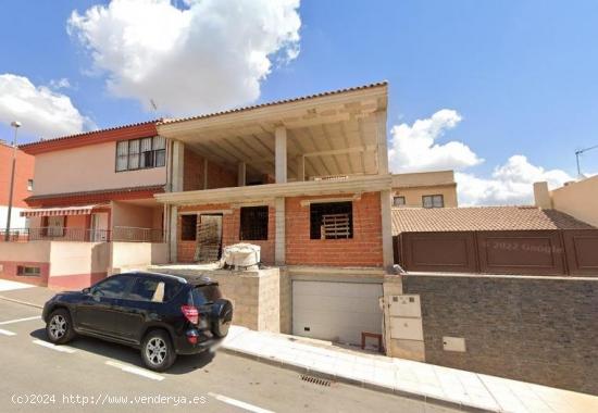 CASA ADOSADA GUADALUPE OPORTUNIDAD DE INVERSIÓN - MURCIA