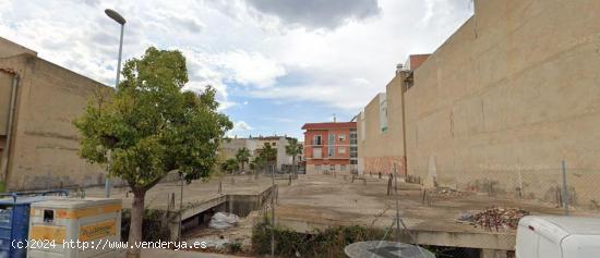 VENTA 26 APARTAMENTOS 15 TRASTEROS Y 29 GARAJES EN VILAMARXANT - VALENCIA