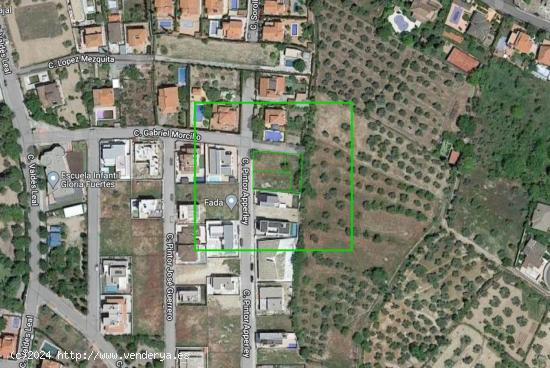 Terreno urbano en venta en Ogijares con gran potencial - GRANADA