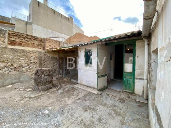  Casa con posibilidad de construcción - ALICANTE 