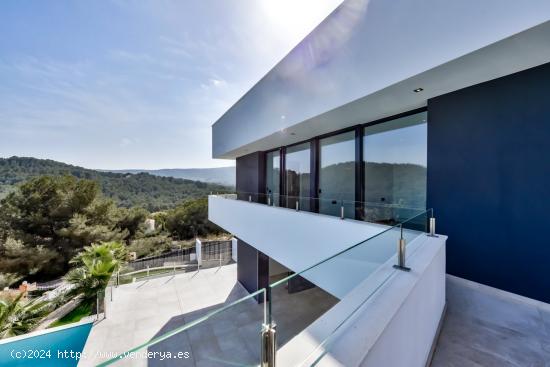  (KEY READY) Villa moderna en una ubicación privilegiada con vistas al mar en Urb Tosalet (Jávea) - 