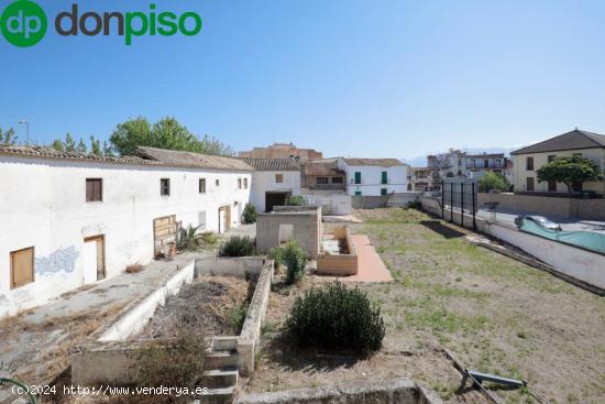 ¡Atención inversores! Casa Señorial en centro Alhendín con Solar edificable - GRANADA