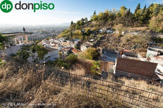 Fantástico solar con alta edificabilidad en Barranco del Abogado - GRANADA