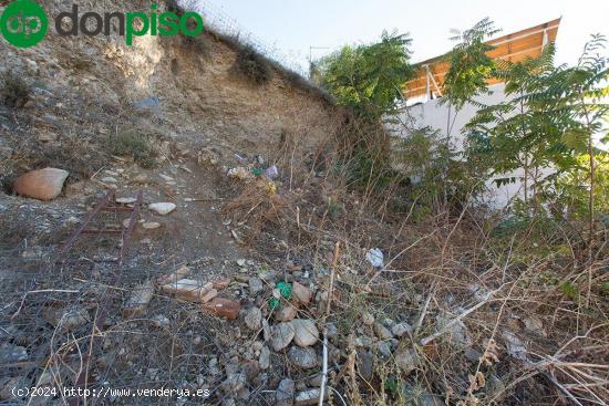 Fantástico solar con alta edificabilidad en Barranco del Abogado - GRANADA