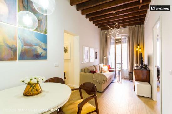 Moderno apartamento de 2 dormitorios con aire acondicionado y balcón en alquiler en Atocha - MADRID 