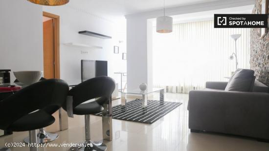 Moderno apartamento de 2 dormitorios en alquiler en Campanar - VALENCIA