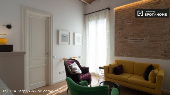 Moderno apartamento de 2 dormitorios en alquiler en Poblenou - BARCELONA