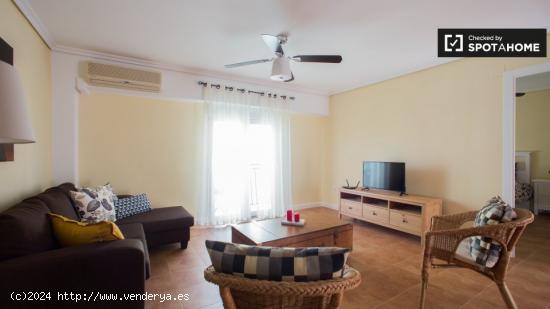 Amplio apartamento de 3 dormitorios en alquiler en Quatre Carreres - VALENCIA