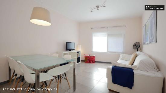  Luminoso apartamento de 3 dormitorios en alquiler en Sant Andreu - BARCELONA 