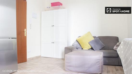 Acogedor apartamento de 1 dormitorio con aire acondicionado en alquiler en Centro - MADRID