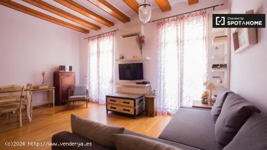 Elegante apartamento de 2 dormitorios en alquiler en Ciutat Vella - VALENCIA